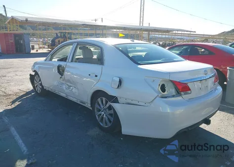 2011 Toyota Avalon Limited z USA, uszkodzony, nr VIN 4T1BK3DBXBU434658